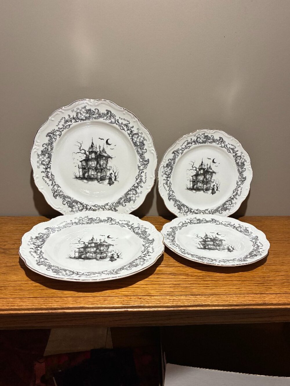 Two Pair Grace Teaware Halloween Fine Porcelain Haunted House Plates-New
